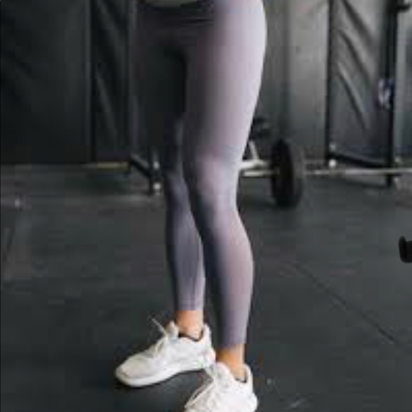 ZYIA Plum Slate flame light n tight hi-rise 7/8 size L (worn 1x) - Picture 4 of 9